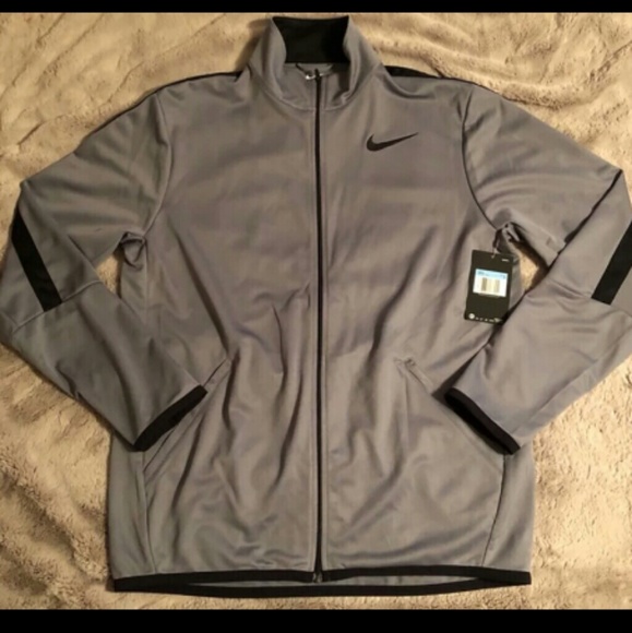 Gray medium nike sweater - Picture 1 of 4